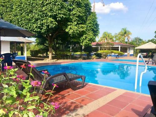 Finca El Cairo, Villavicencio Con Piscina
