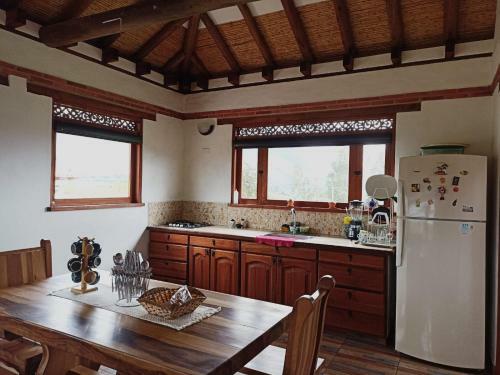 Casa Campestre Flores Amarillas
