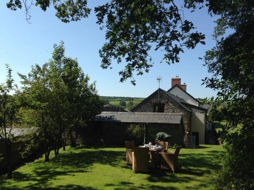 Petrock Holiday Cottages