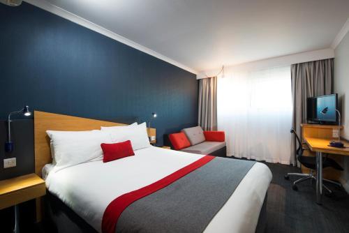 Hotel Holiday Inn Express Swansea East