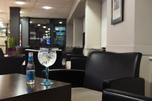 Hotel Holiday Inn Express Swansea East