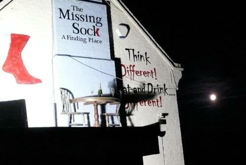 Bed & Breakfast The Missing Sock