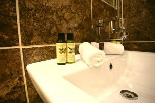Hotel The White Hart