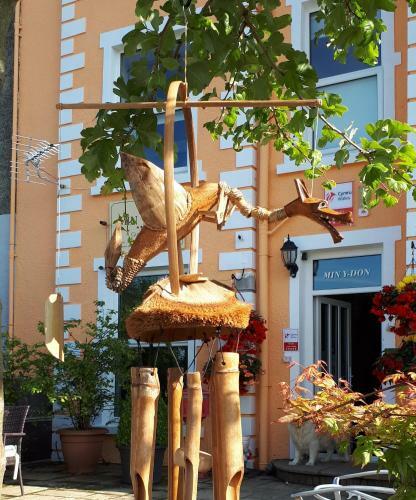 Bed & Breakfast Min Y Don Guest House