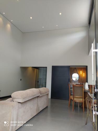Casa Linda E Nova, Rua Tranquila E Ambiente Agrad�vel.