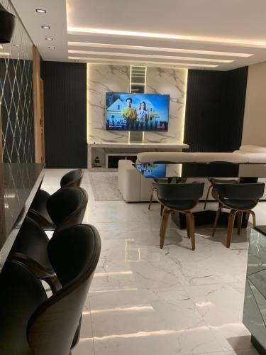 Apartamento De Luxo, No Centro Da Cidade, 150m�