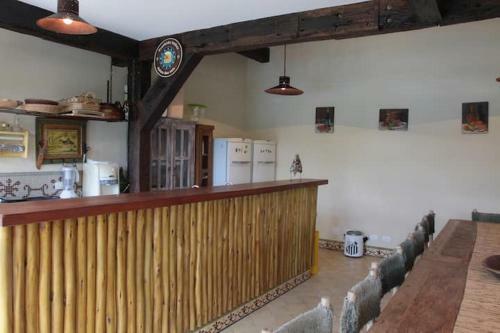 Casa Em Guararema - Tranquilidade E Divers�o Com Piscina E Churrasqueira