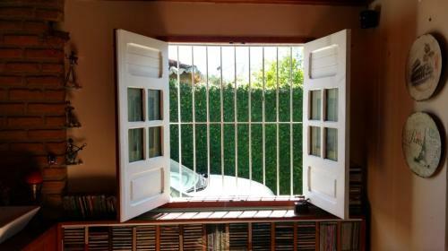Priv� 04 Quartos, 04 Su�tes Com Ar Condicionado!