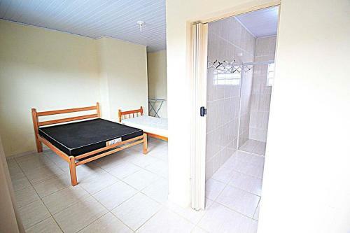 Casa Com Piscina, Churrasqueira E Oito Su�tes
