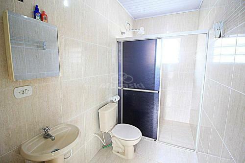 Casa Com Piscina, Churrasqueira E Oito Su�tes
