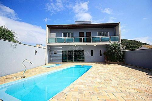 Casa Com Piscina, Churrasqueira E Oito Su�tes