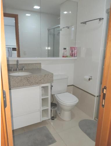 Apartamento Flat Brookfield Towers Completo Com Ar, Tv E Wifi.