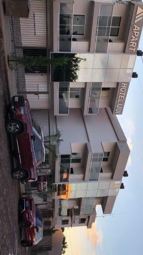 Apart Hotel Iju�