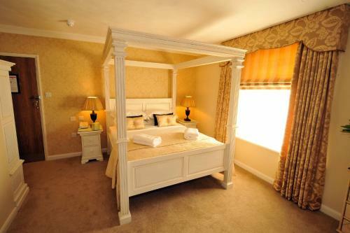 Le Bouchon Brasserie & Hotel