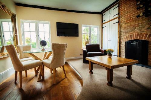Hotel Sheene Mill