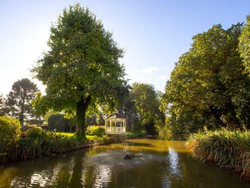 Hotel Sheene Mill