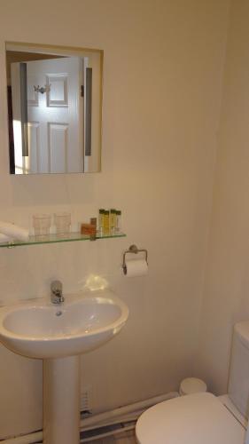 Ford Village Bed & Breakfast