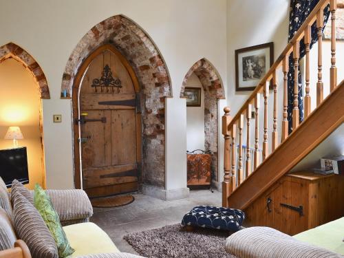 The Low Lodge
