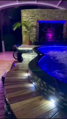 Casa Blanca Con Jacuzzi De Lujo