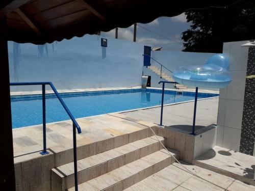 Albergue Casa Em Condom�nio Fechado Com Piscina