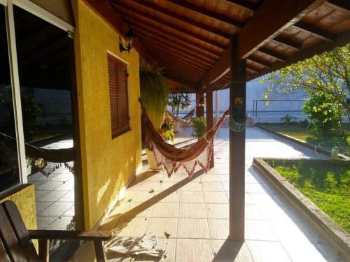 Albergue Casa Em Condom�nio Fechado Com Piscina