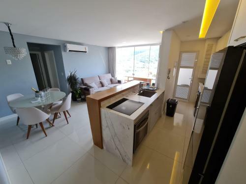 Lindo Apartamento A 4min Da Praia.