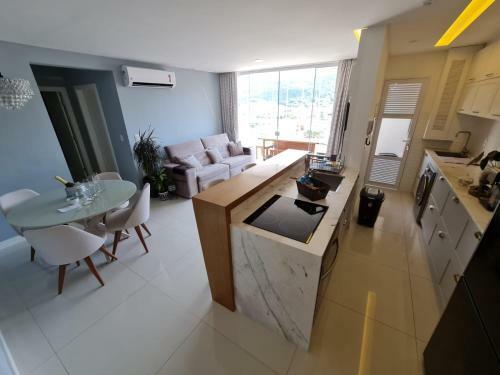 Lindo Apartamento A 4min Da Praia.