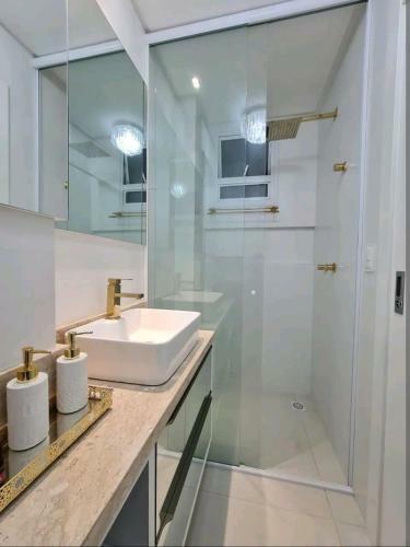 Lindo Apartamento A 4min Da Praia.