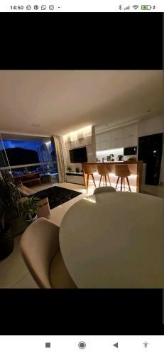 Lindo Apartamento A 4min Da Praia.