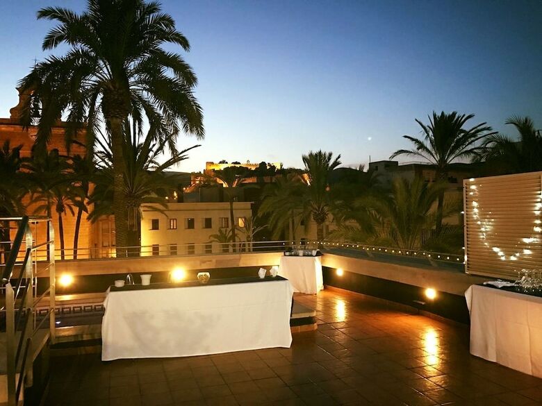 Hotel Catedral Almer�a