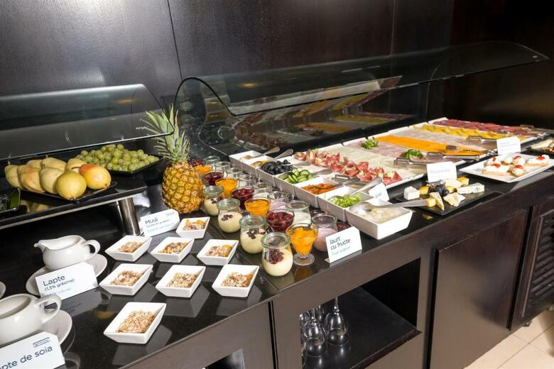 Hotel NH Bucharest