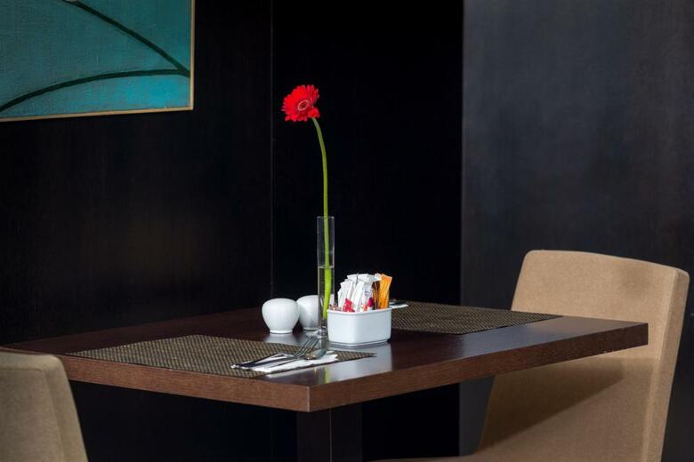 Hotel NH Bucharest