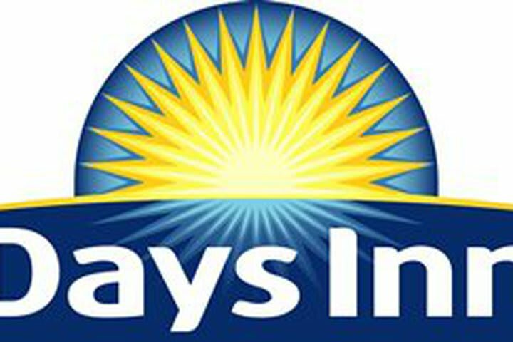 Hotel Days Inn Graceland
