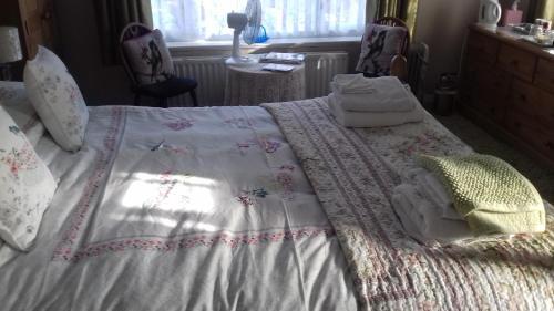Hostal The Old Bell Guest House