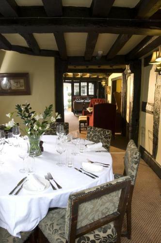 Hotel The Crown Inn
