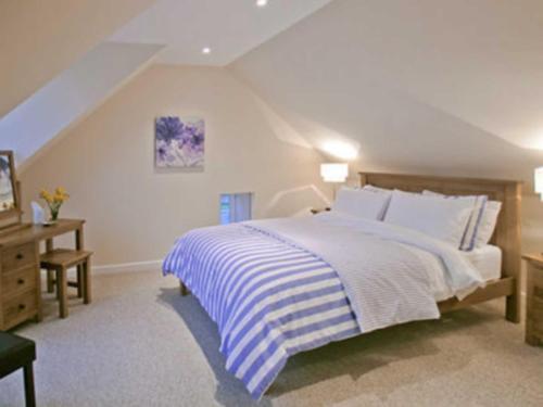 Meadowgreen Farmhouse