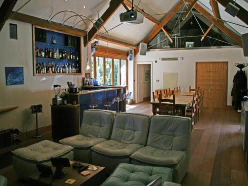 Weavers Cottage