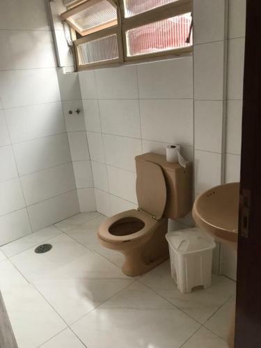 Hostel Gratid�o