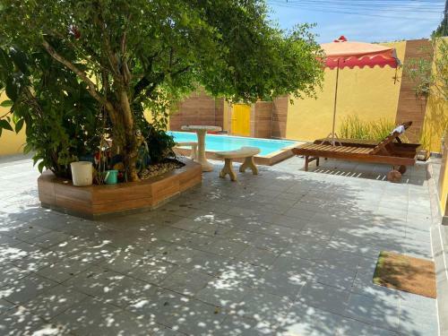 Hostel Gratid�o