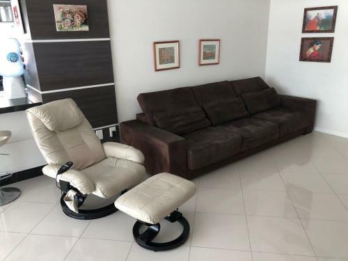 Apartamento 3 Su�tes Pr�ximo A Praia