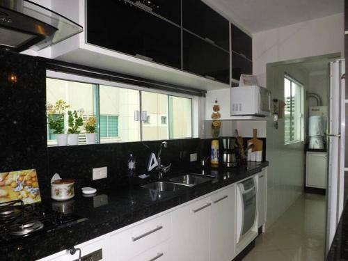 Apartamento 3 Su�tes Pr�ximo A Praia