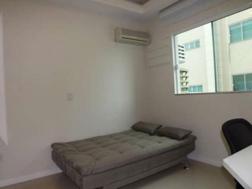 Apartamento 3 Su�tes Pr�ximo A Praia