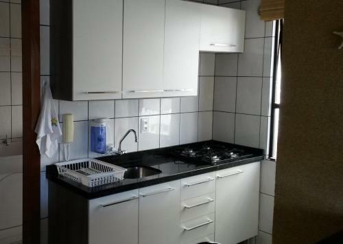 Apartamento Em Meia Praia, Itapema, Sc.