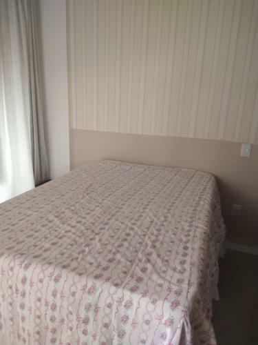 Su�tes Em Apartamento De Fam�lia