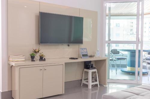 Apartamento Apto Com Area Gourmet Perto Da Meia Praia, Itapema