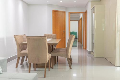 Apartamento Apto Com Area Gourmet Perto Da Meia Praia, Itapema