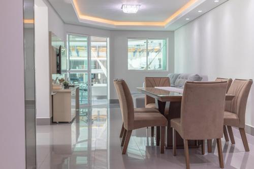 Apartamento Apto Com Area Gourmet Perto Da Meia Praia, Itapema