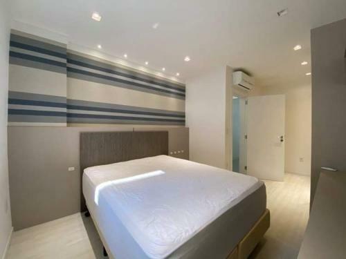 Lindo Apartamento Com 3 Suites Finamente Mobiliado !
