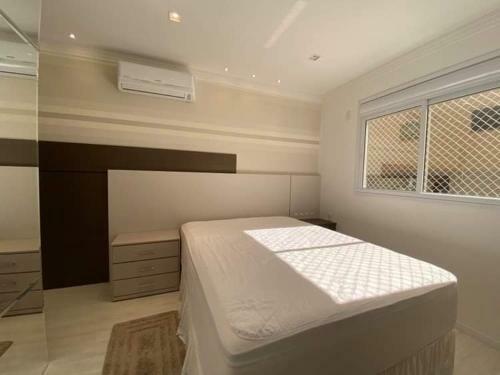Lindo Apartamento Com 3 Suites Finamente Mobiliado !