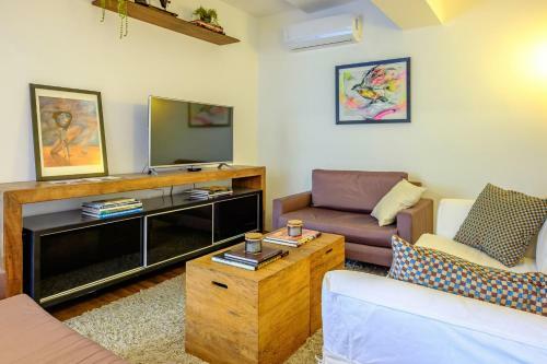 Apartamento Rec�m Reformado E Bem Decorado